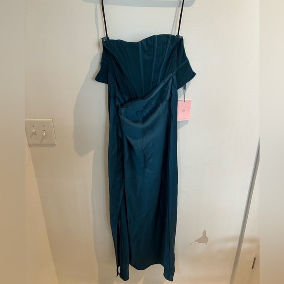NWT- VIP only maxi dress blue (HelloMolly) - Picture 5 of 9